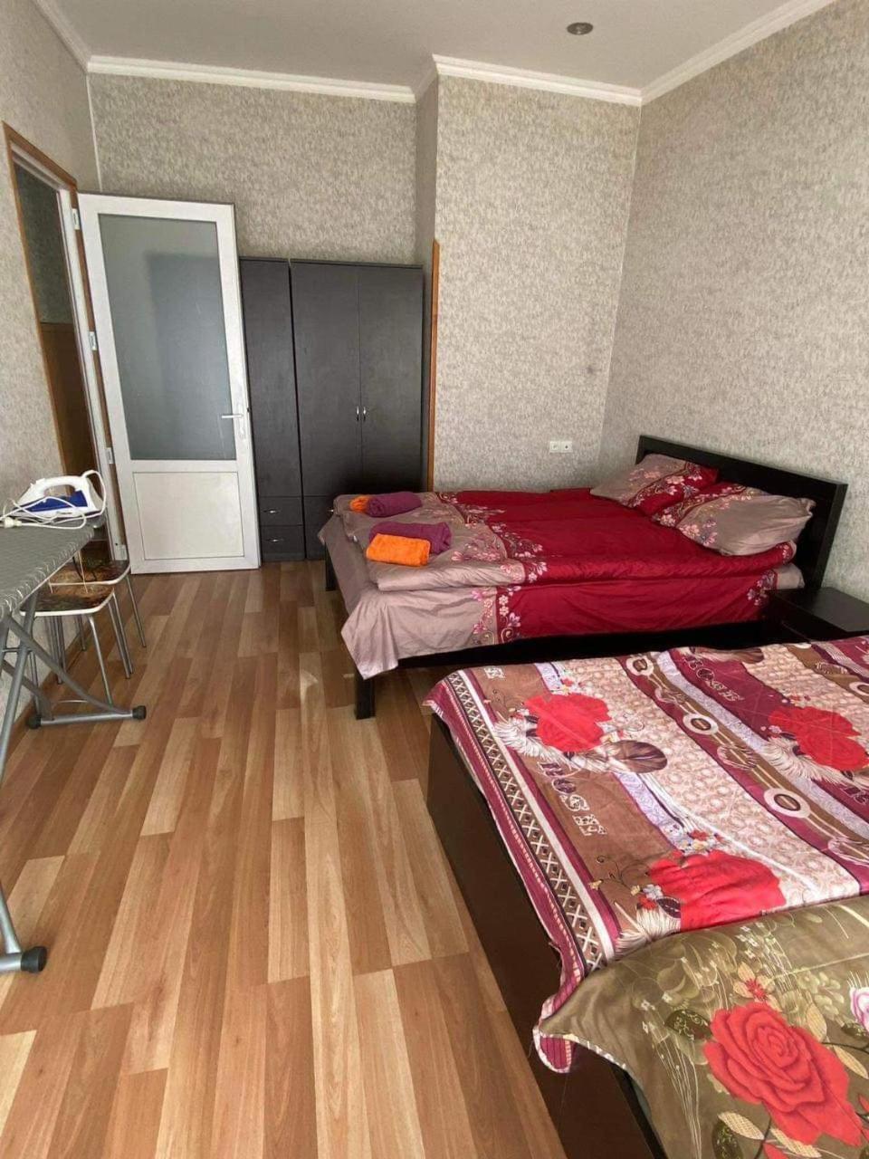 Nutsa'S Apartment In Old Tbilisi ภายนอก รูปภาพ